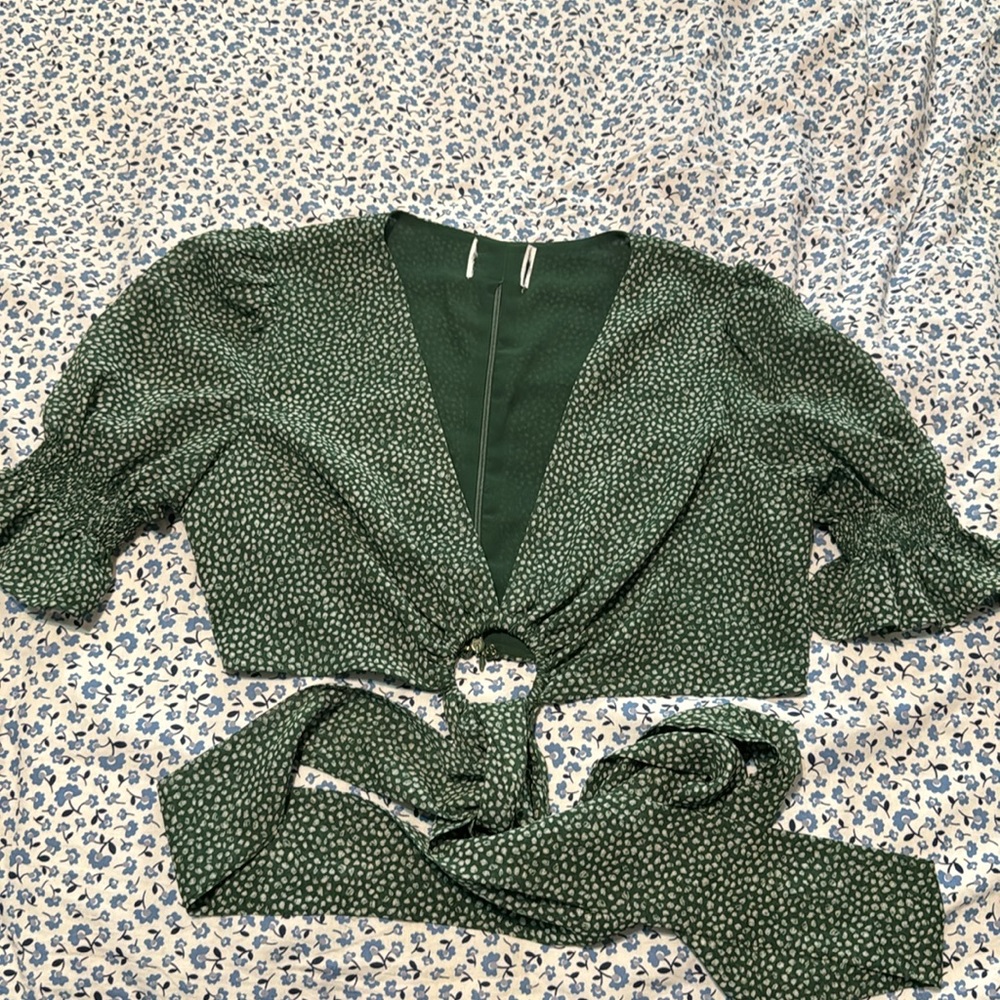Lulu’s Ariel Green Polka Dot Cropped Wrap Top